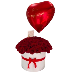 Caja de Rosas Rojas con Globo de Corazón
