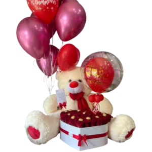 Arreglo Romántico con oso de Peluche, Rosas y Globos