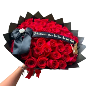 Bouquet de Rosas Rojas con Chocolates