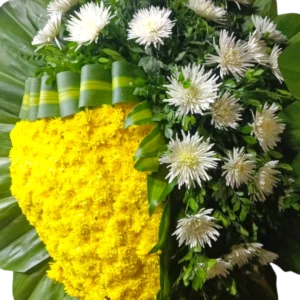 Corazón Fúnebre de Flores Amarillas y Blancas