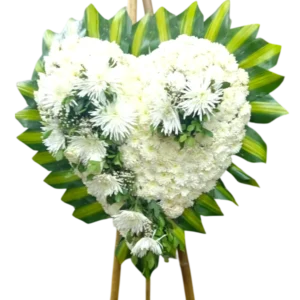 Corazón Fúnebre de Flores Blancas